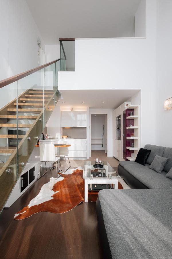 Skau Eurovea Duplex Apartment Danube Exclusive View Free Parking บราติสลาวา ภายนอก รูปภาพ