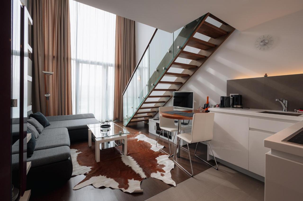 Skau Eurovea Duplex Apartment Danube Exclusive View Free Parking บราติสลาวา ภายนอก รูปภาพ