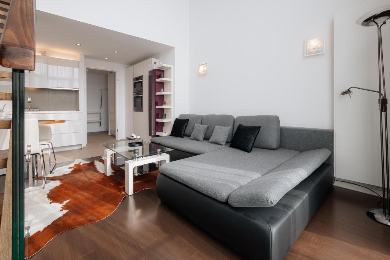 Skau Eurovea Duplex Apartment Danube Exclusive View Free Parking บราติสลาวา ภายนอก รูปภาพ